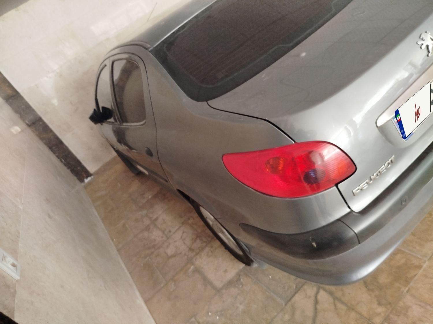 پژو ۲۰۶ صندوق دار v8 - 1394