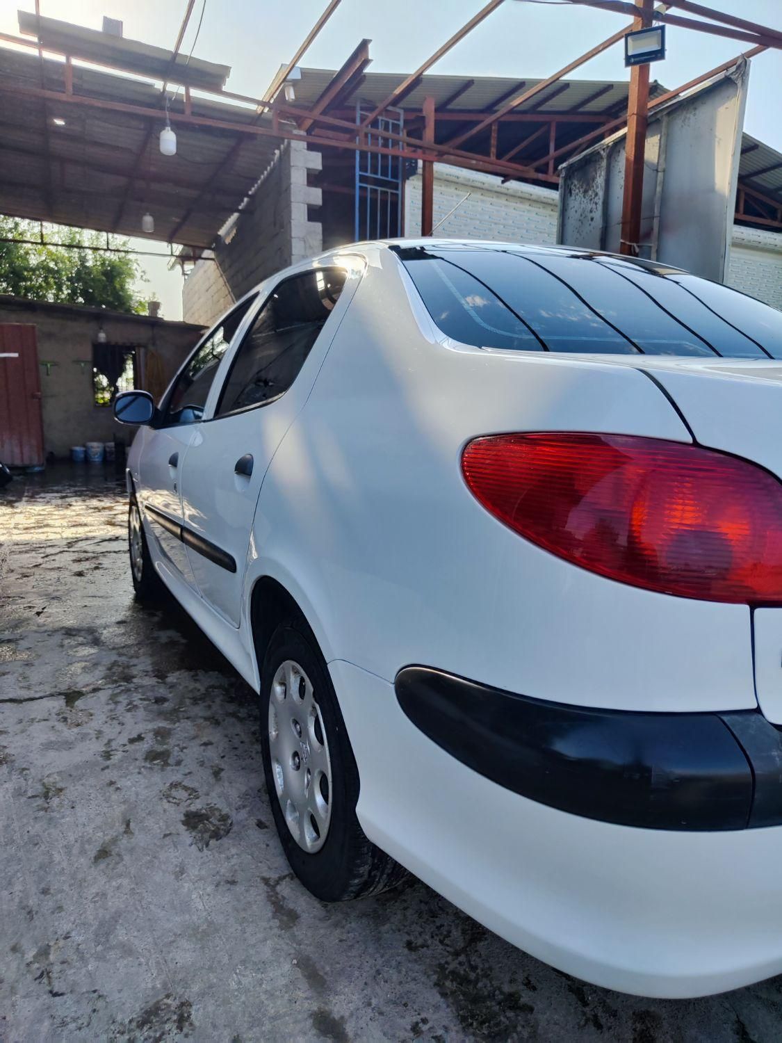 پژو ۲۰۶ صندوق دار v8 - 1398