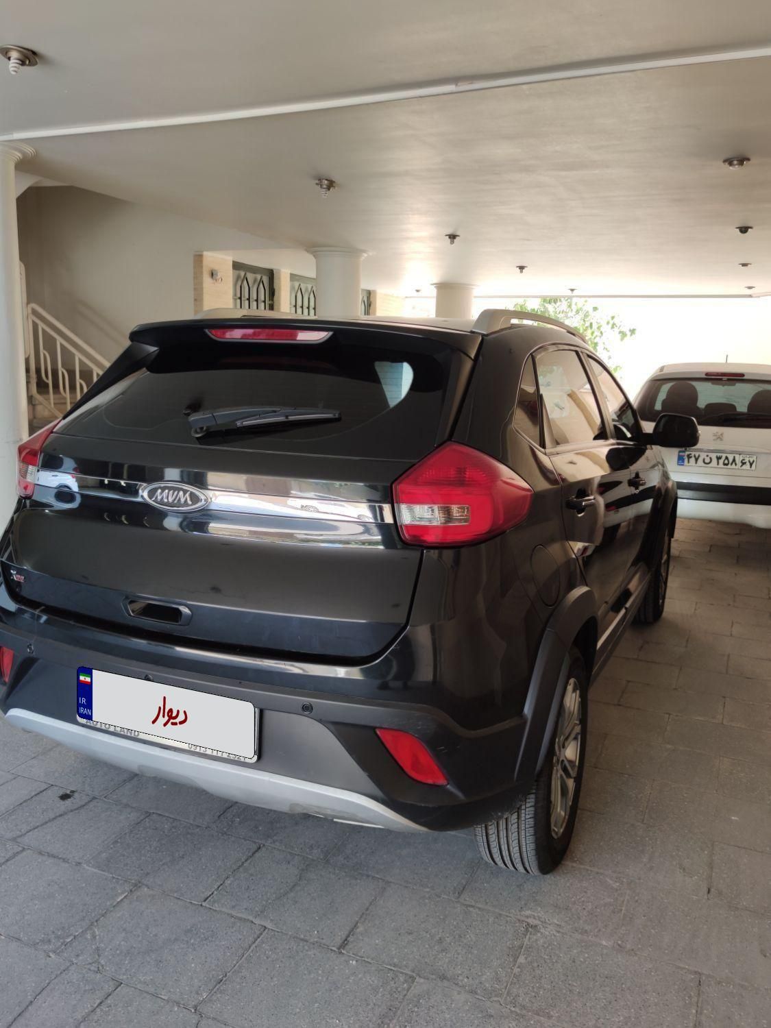 ام وی ام X22 دنده‌ای لاکچری - 1397