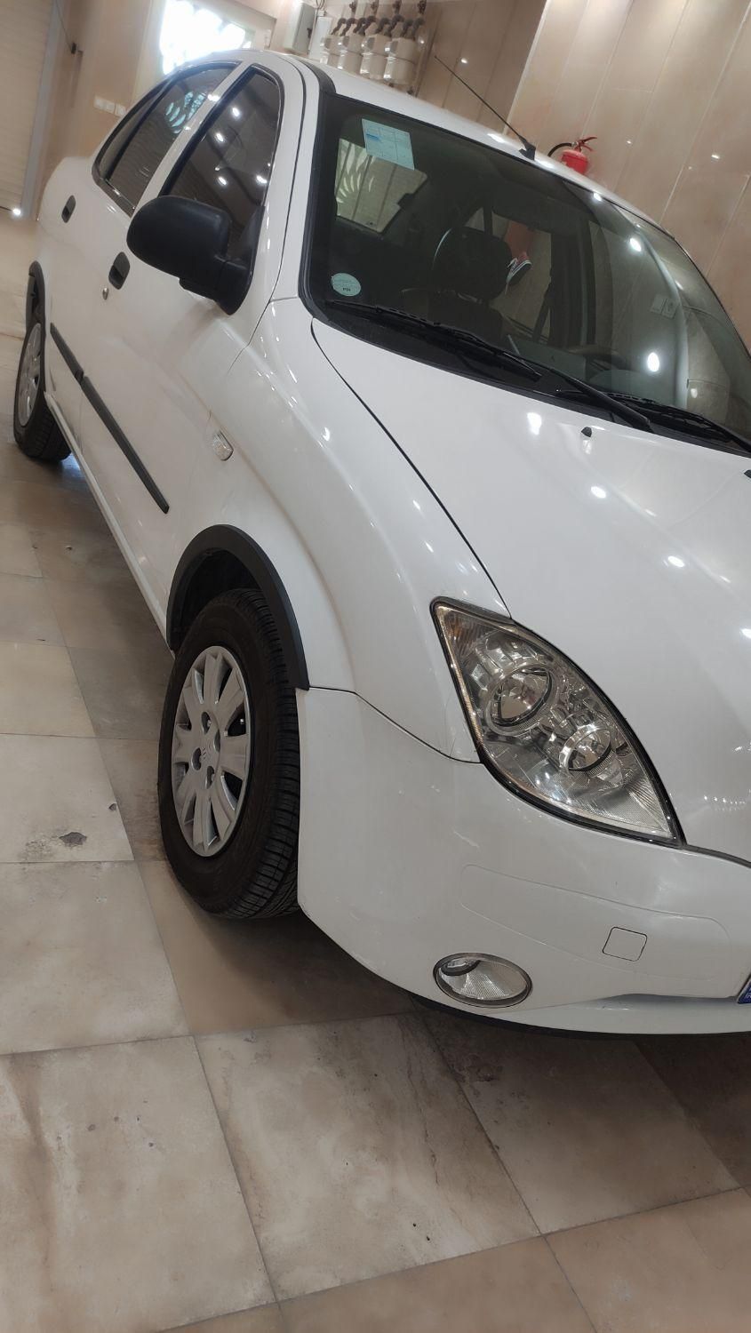 تیبا صندوق دار SX - 1401