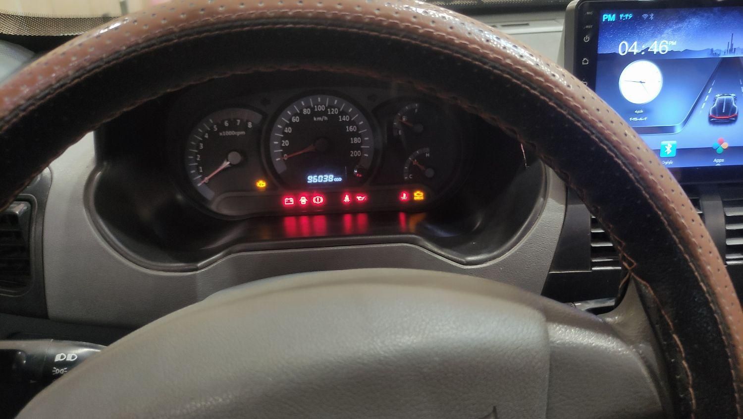 تیبا صندوق دار SX - 1401