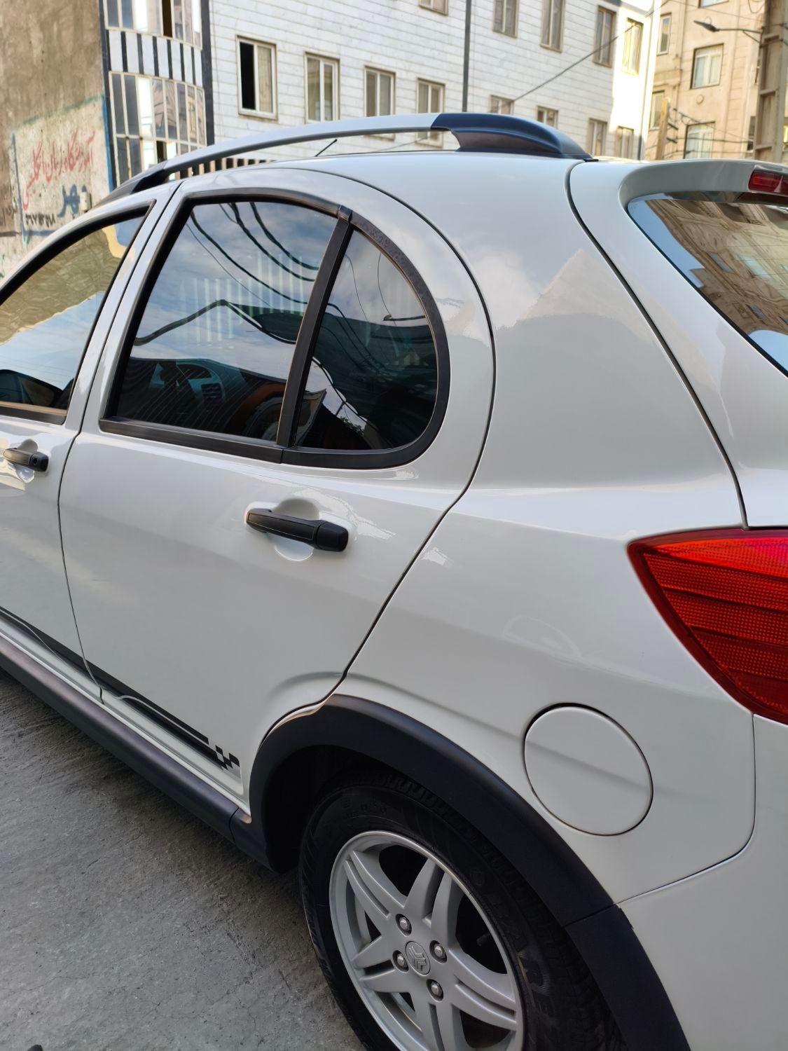 کوییک R دنده‌ای - 1402