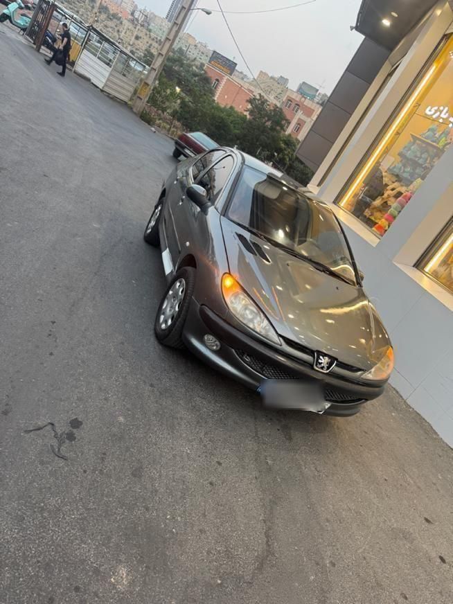 پژو ۲۰۶ صندوق دار v8 - 1386