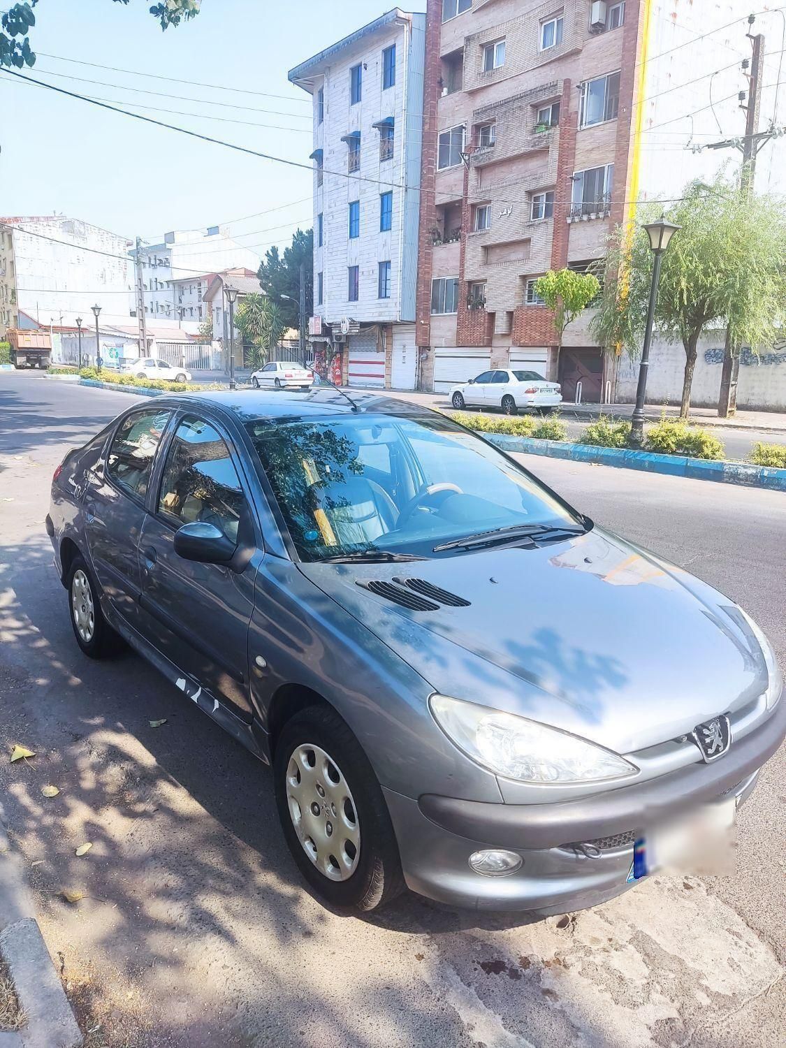 پژو ۲۰۶ صندوق دار v8 - 1398