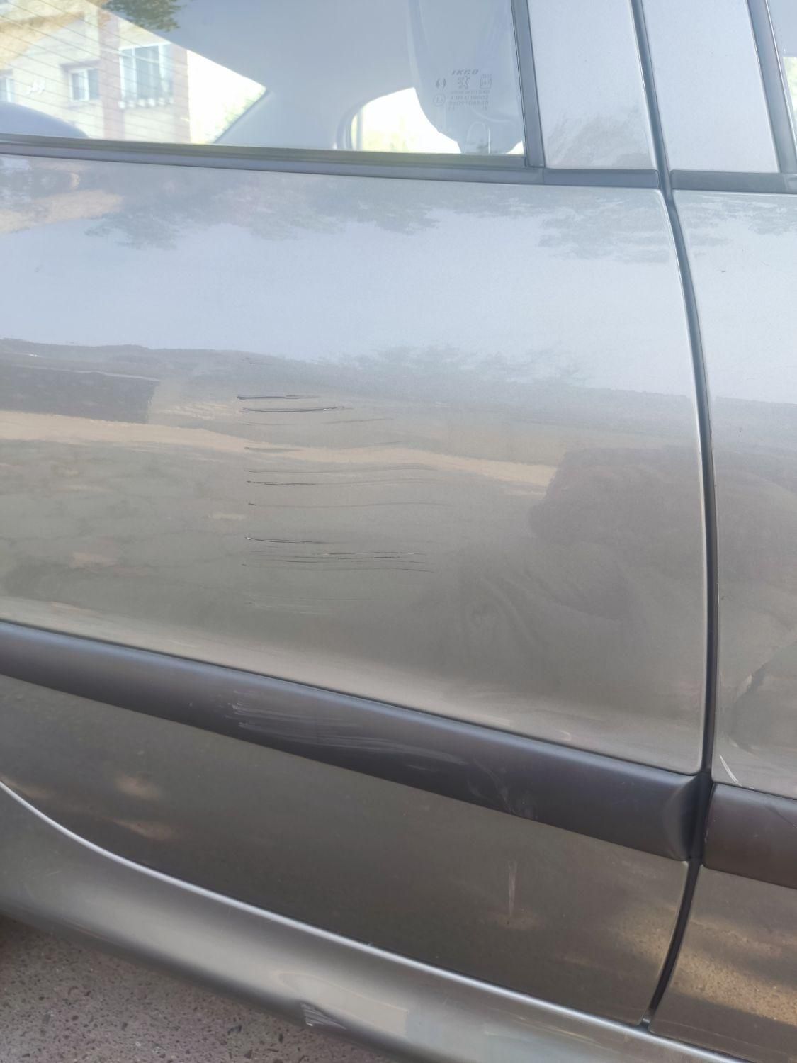 پژو ۲۰۶ صندوق دار v8 - 1398