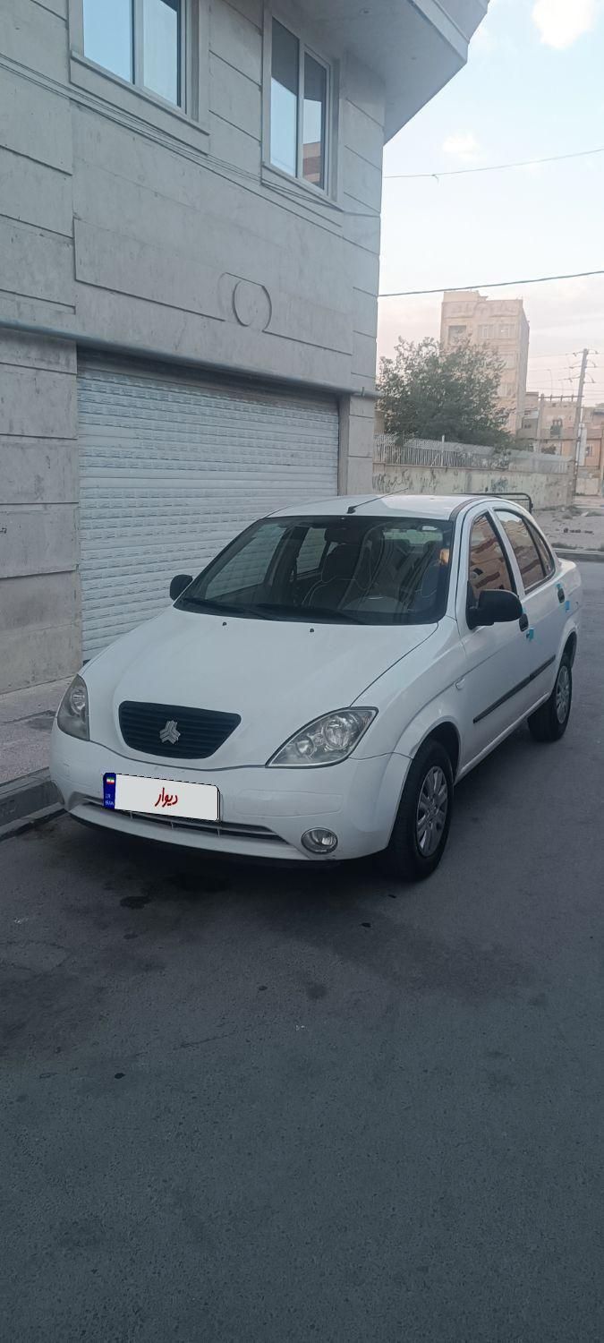 تیبا صندوق دار SX - 1399