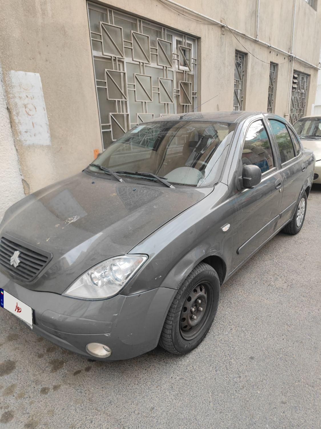 تیبا صندوق دار SX - 1399