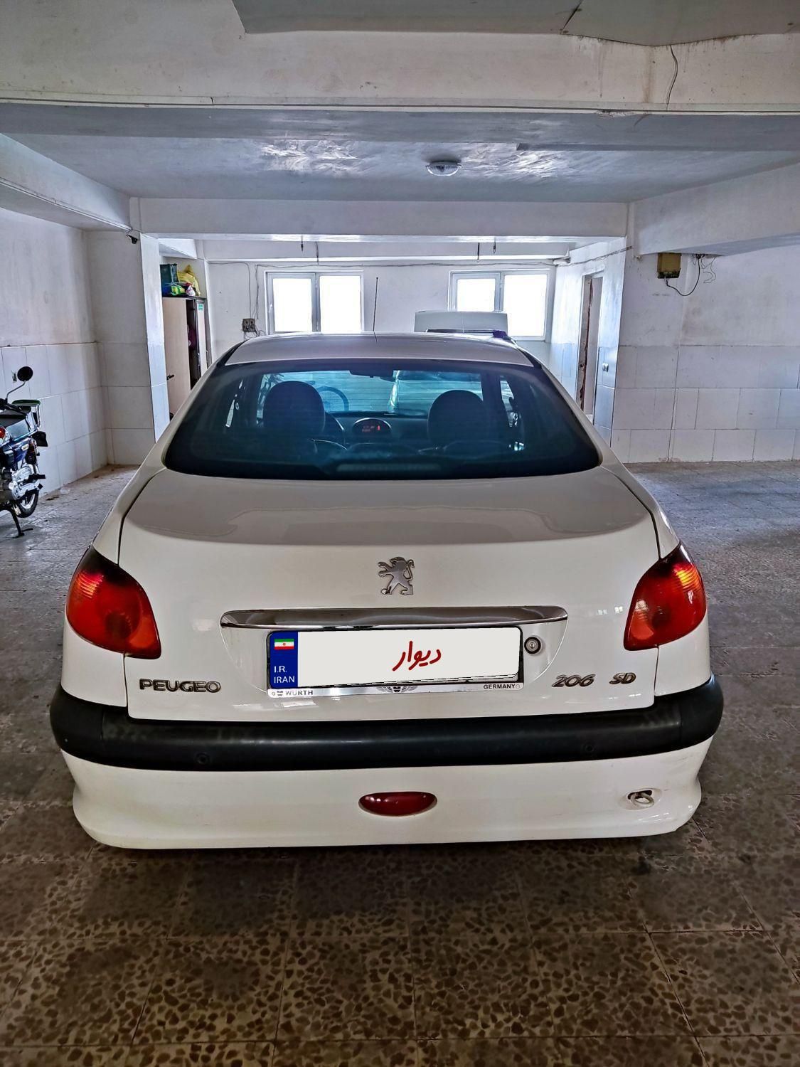 پژو ۲۰۶ صندوق دار v8 - 1393