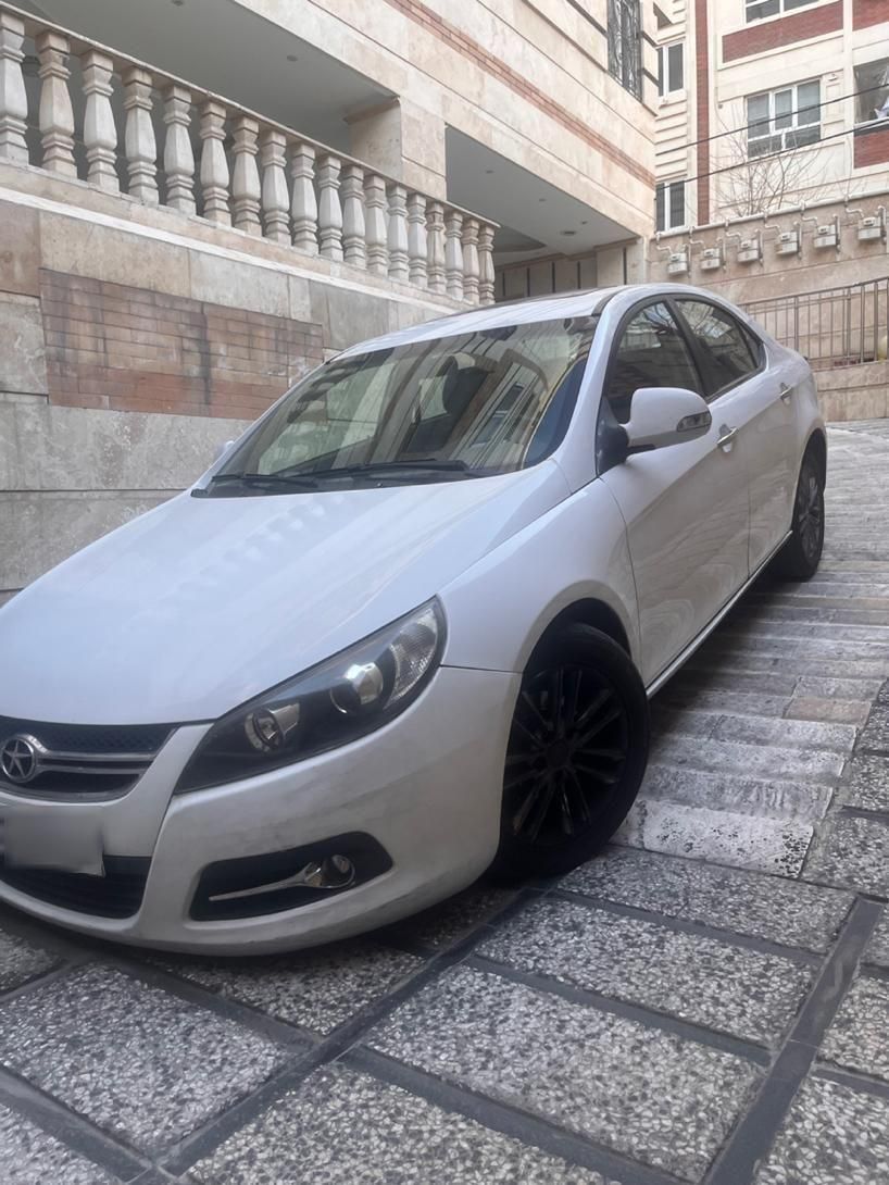 جک J5 اتوماتیک - 1393