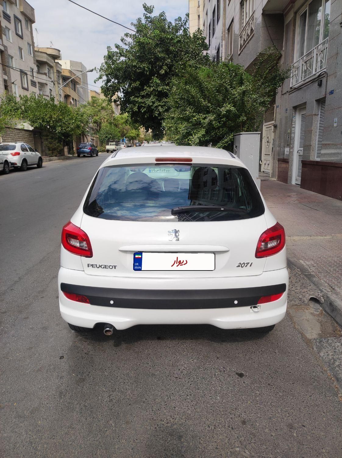 پژو 207 اتوماتیک - 1389