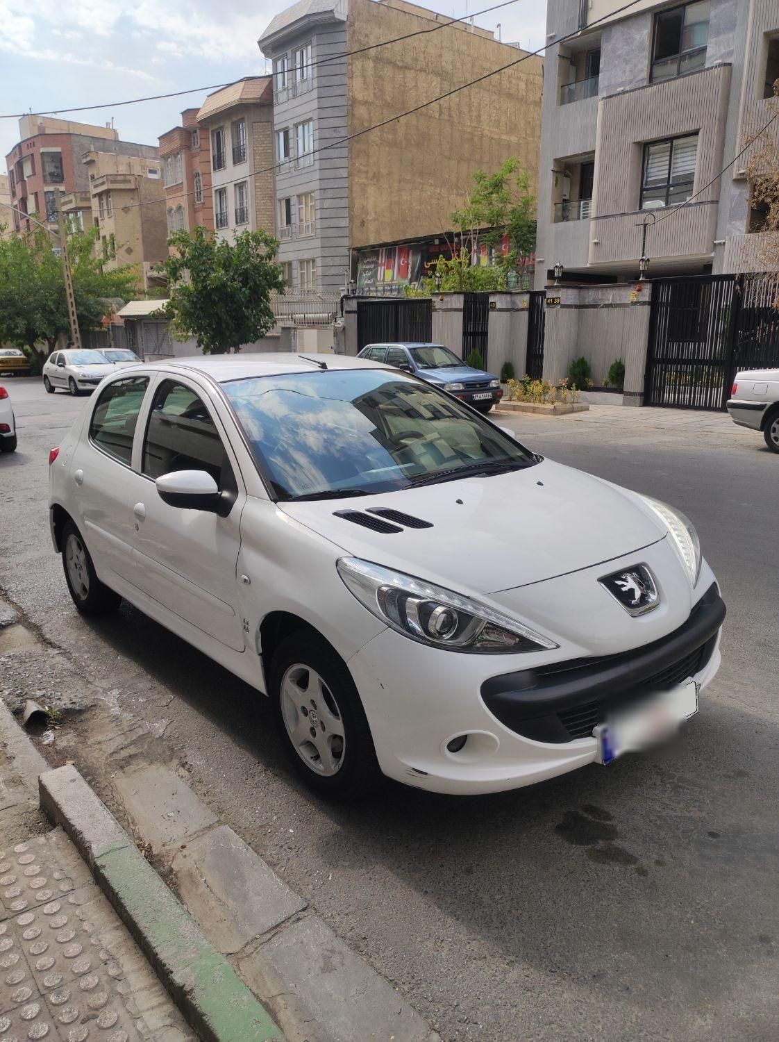 پژو 207 اتوماتیک - 1389