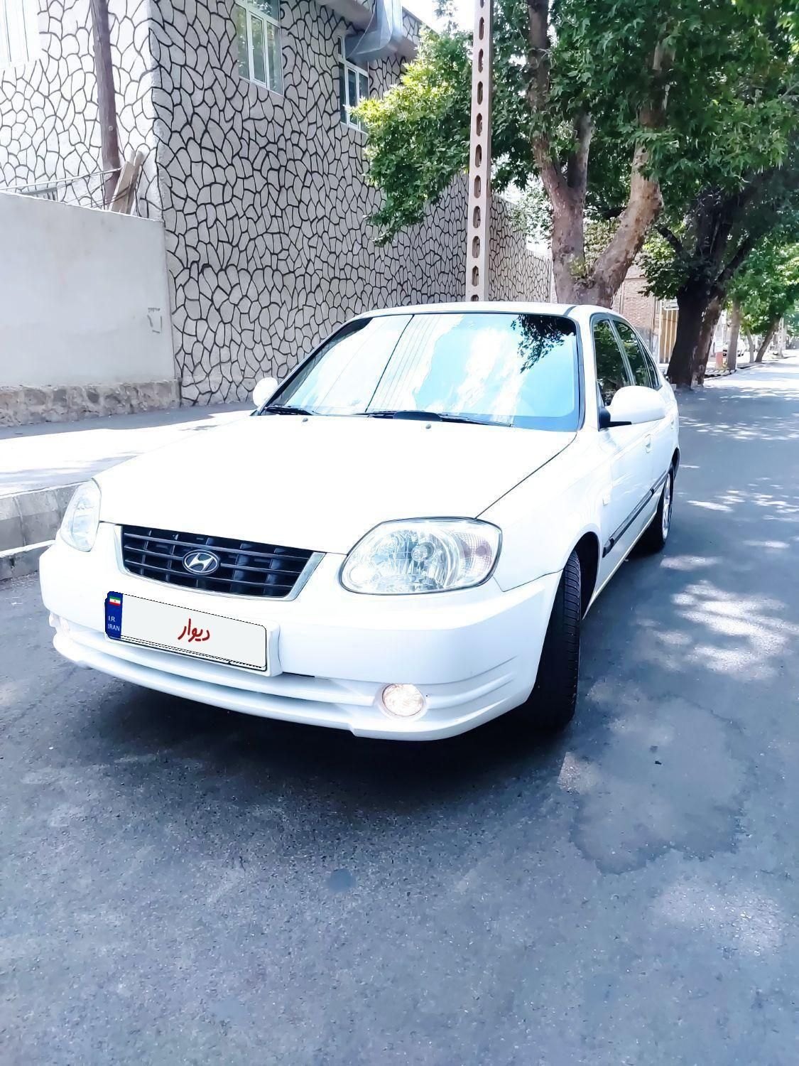 هیوندای ورنا دنده‌ ای - 1388