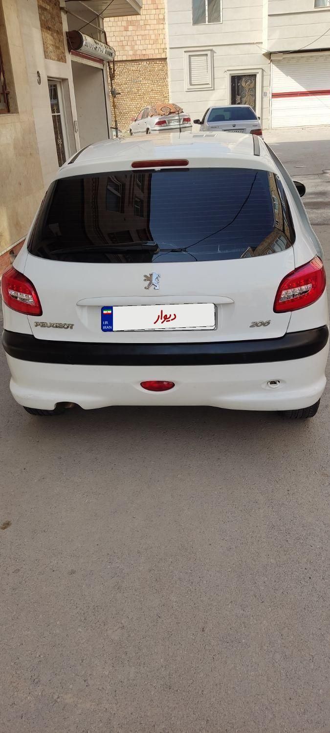 پژو 206 تیپ 3 - 1395