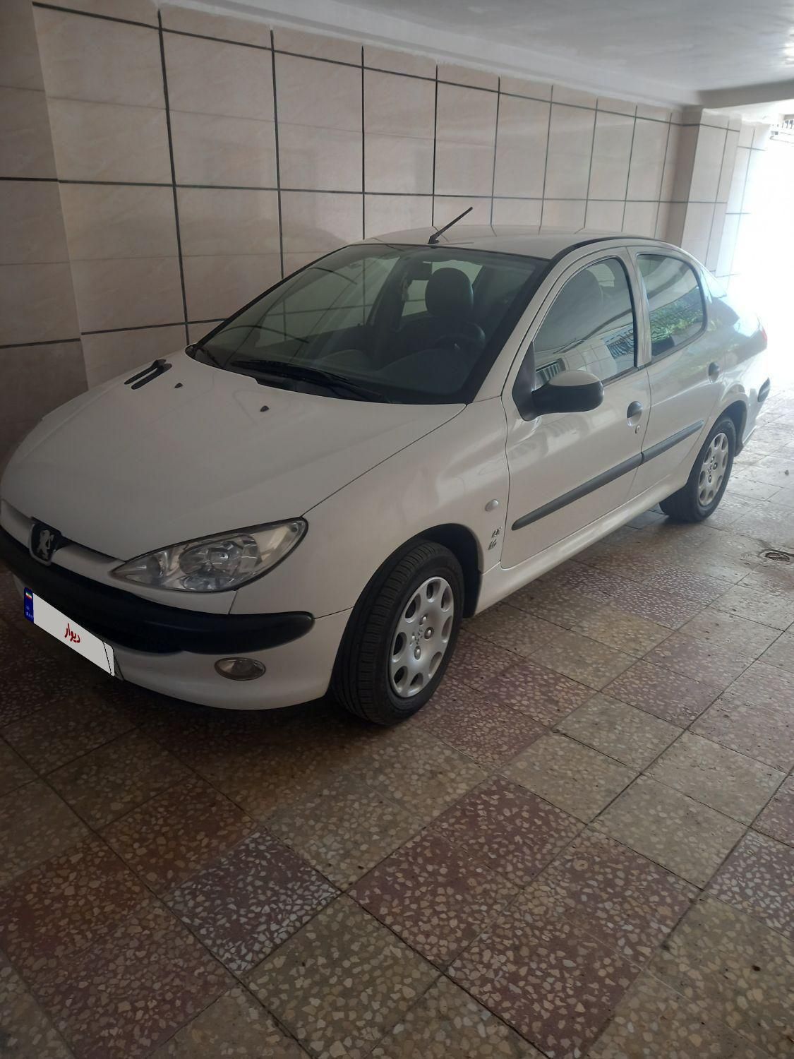 پژو ۲۰۶ صندوق دار v8 - 1397