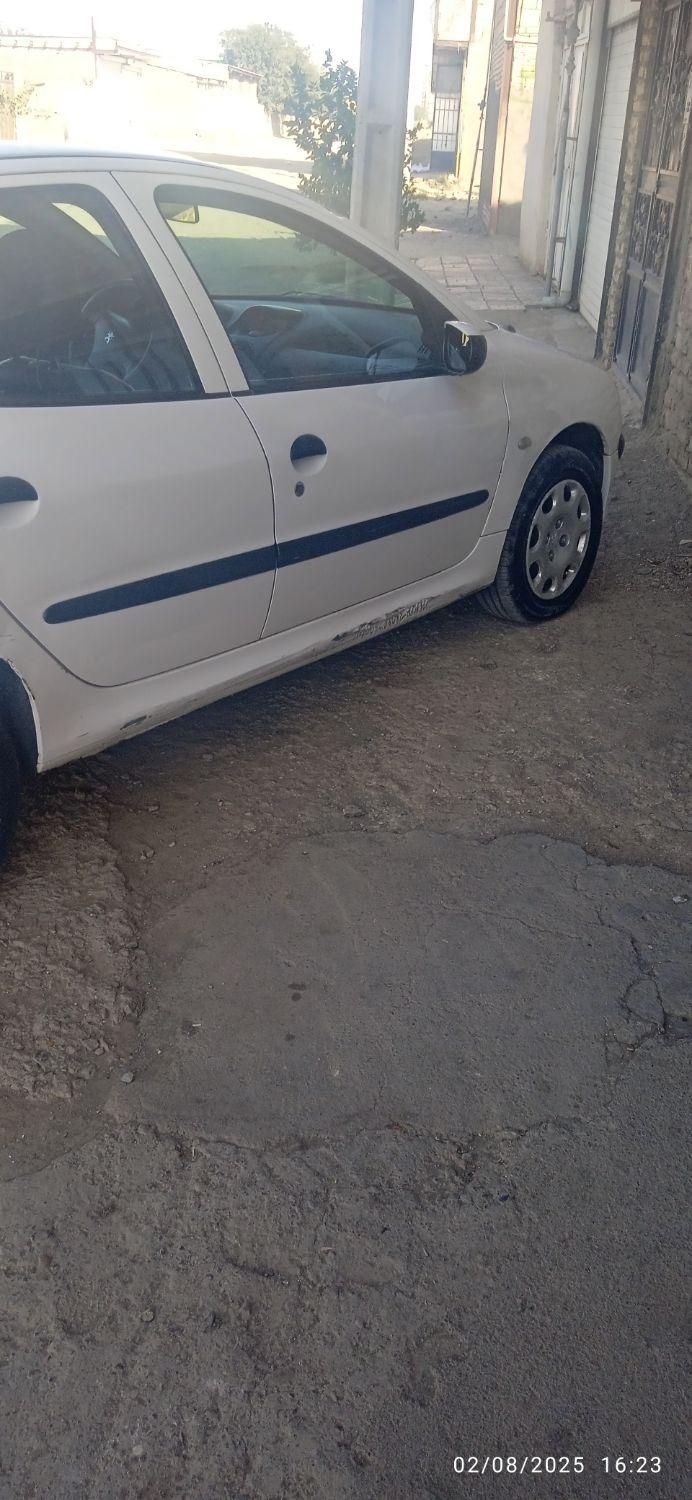 پژو ۲۰۶ صندوق دار v8 - 1397