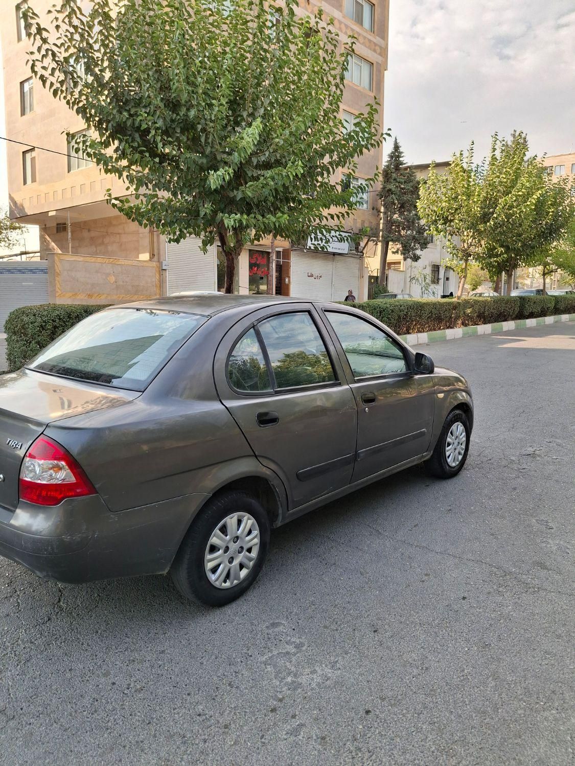 تیبا صندوق دار SX - 1391