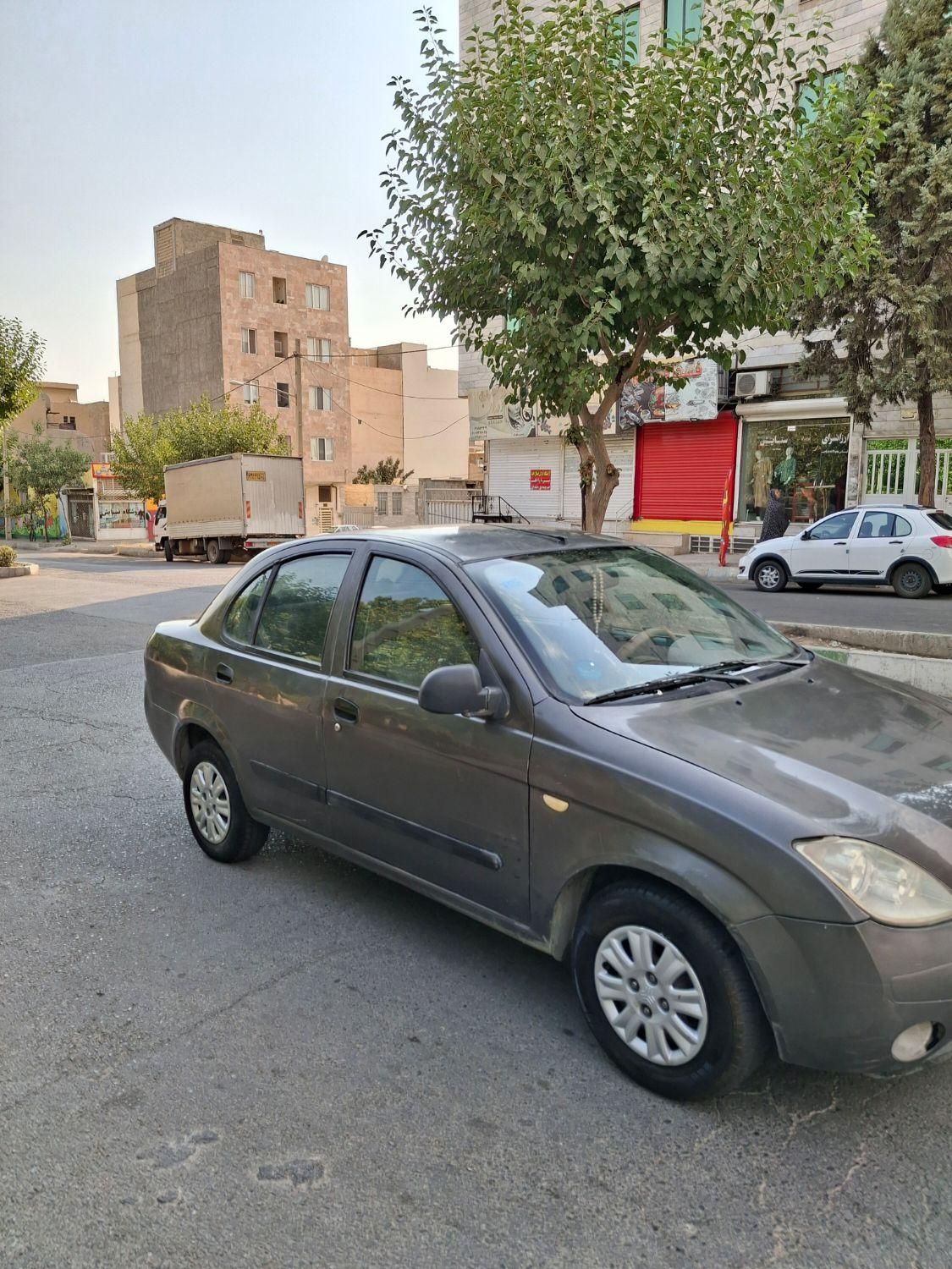 تیبا صندوق دار SX - 1391