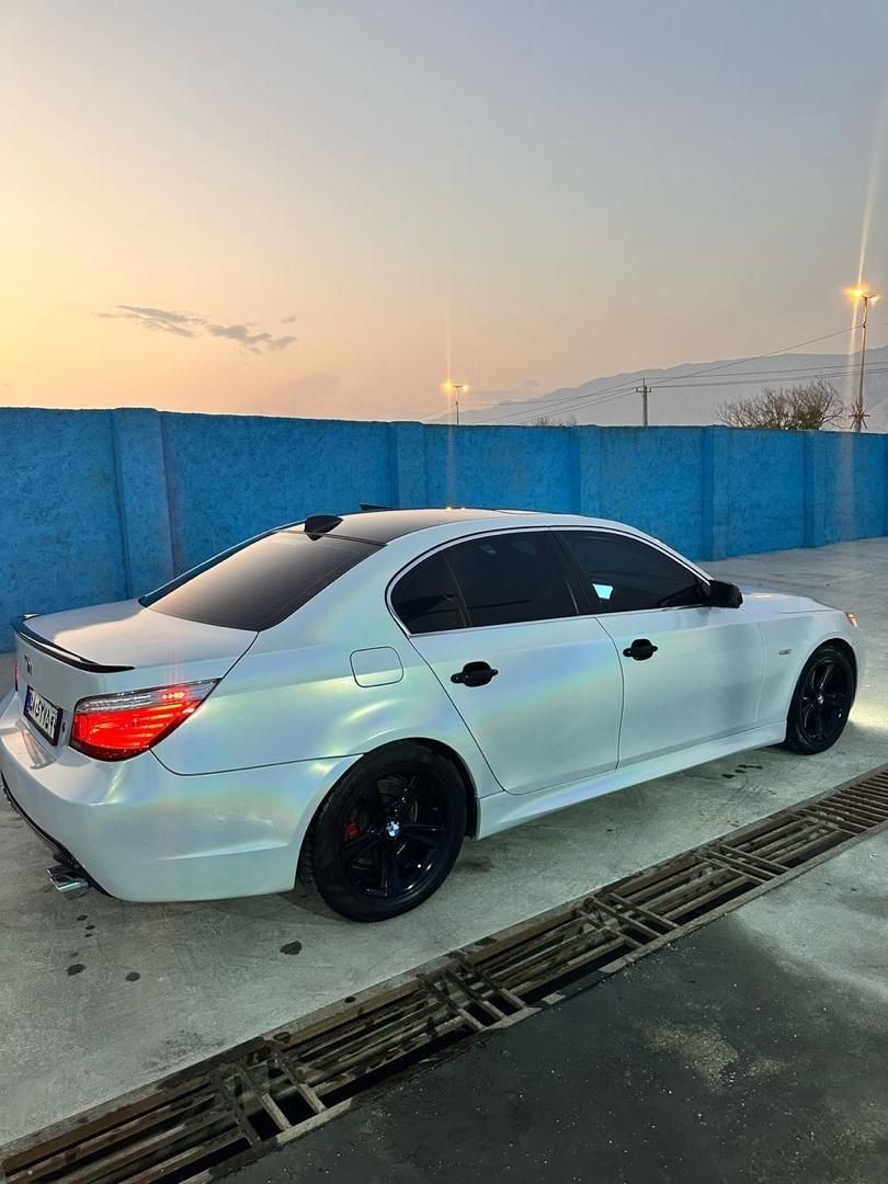 ب ام و سری 5 520i - 2005