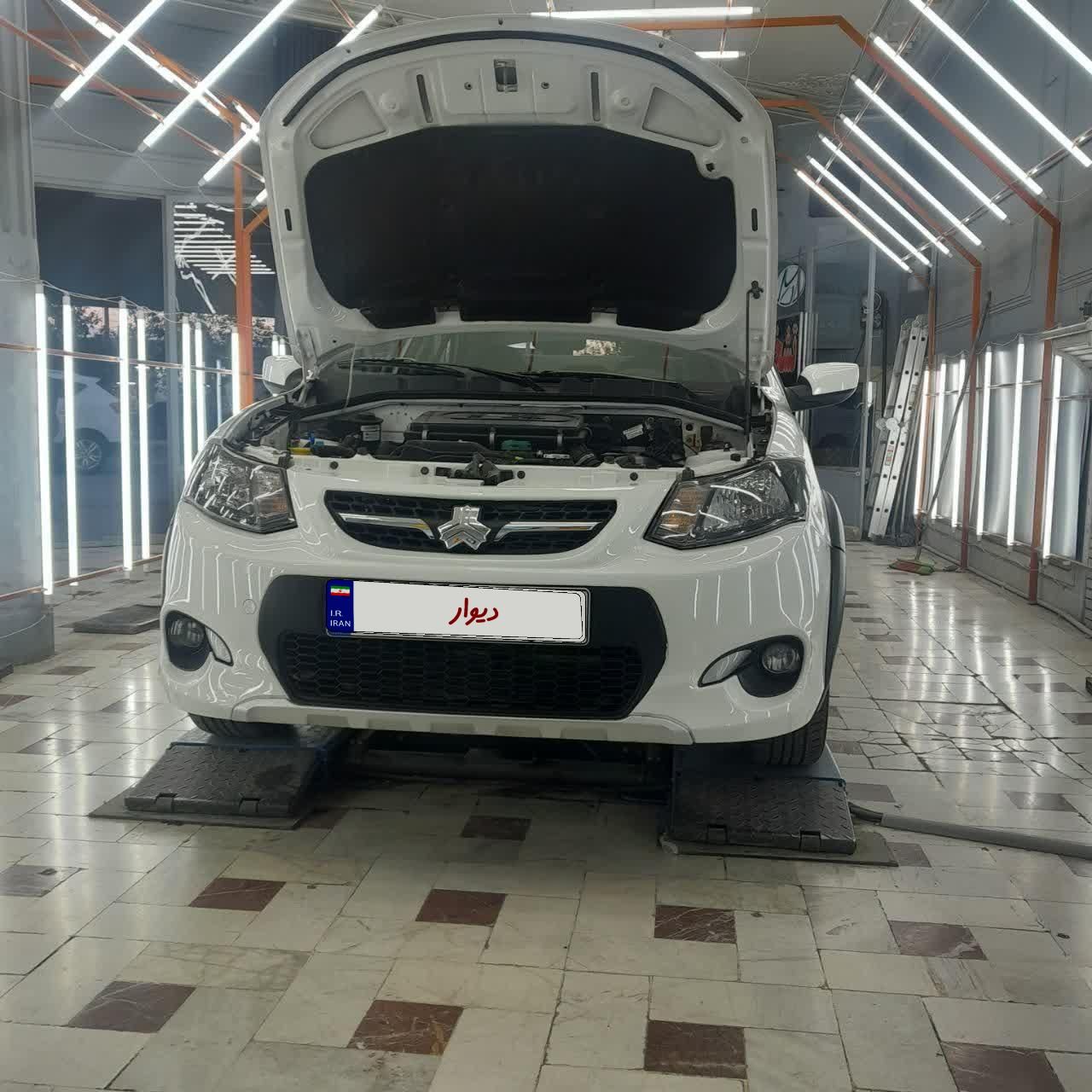 کوییک R دنده‌ای - 1402