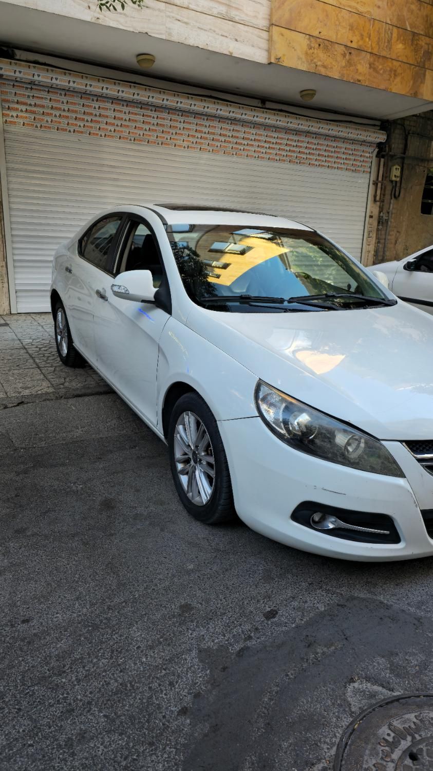 جک J5 اتوماتیک - 1395