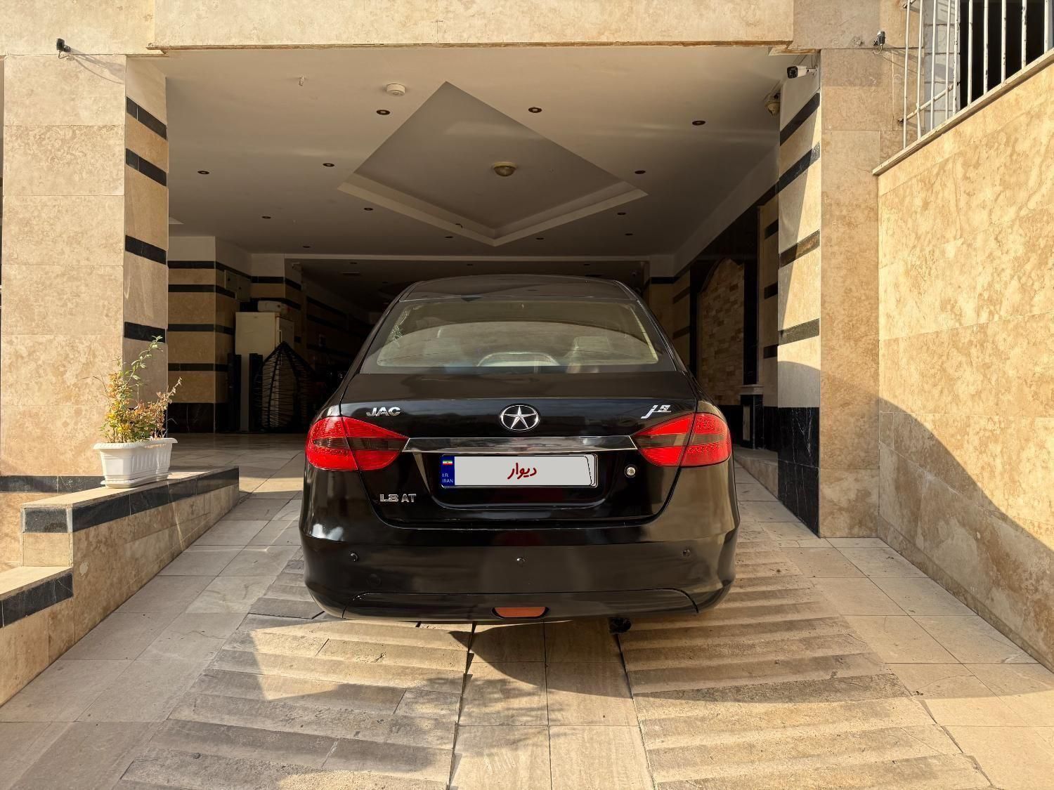 جک J5 اتوماتیک - 1395