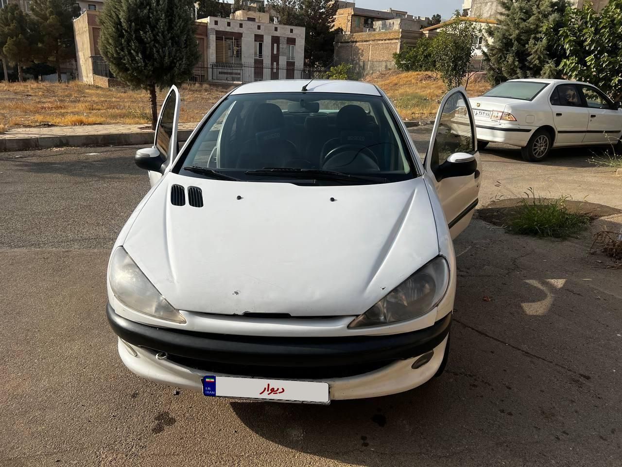 پژو ۲۰۶ صندوق دار v1 - 1390