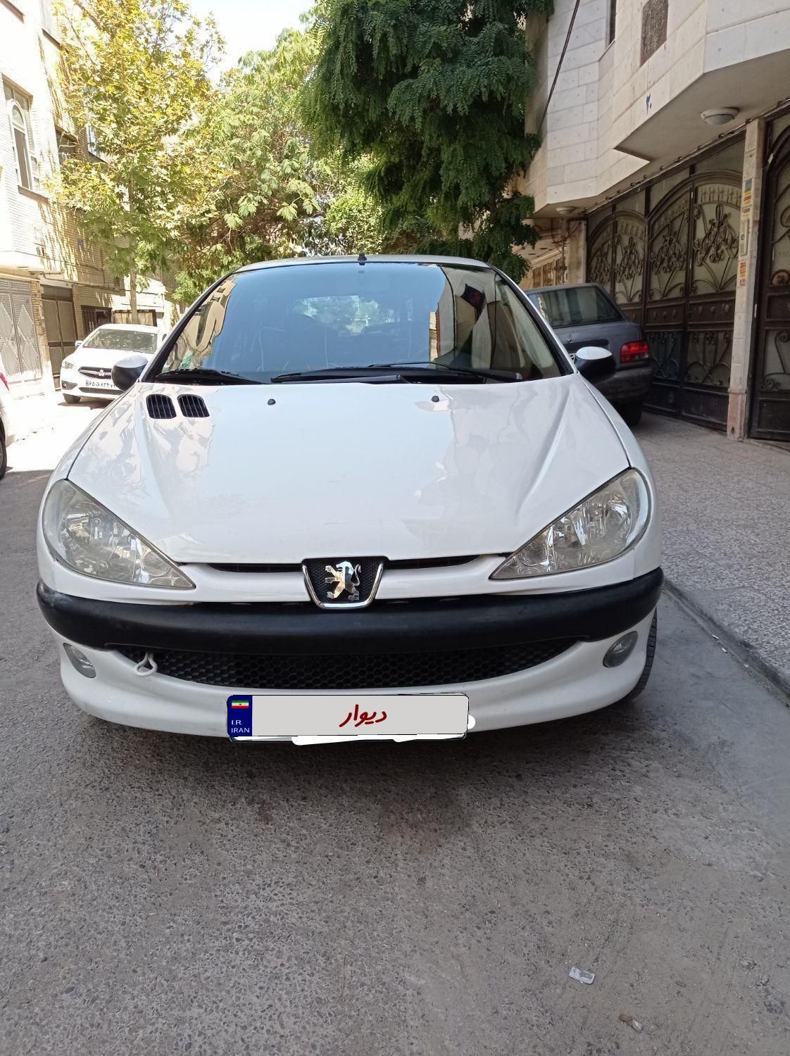 پژو ۲۰۶ صندوق دار v8 - 1394