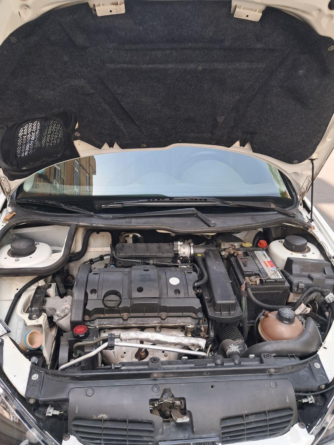 پژو ۲۰۶ صندوق دار v8 - 1393