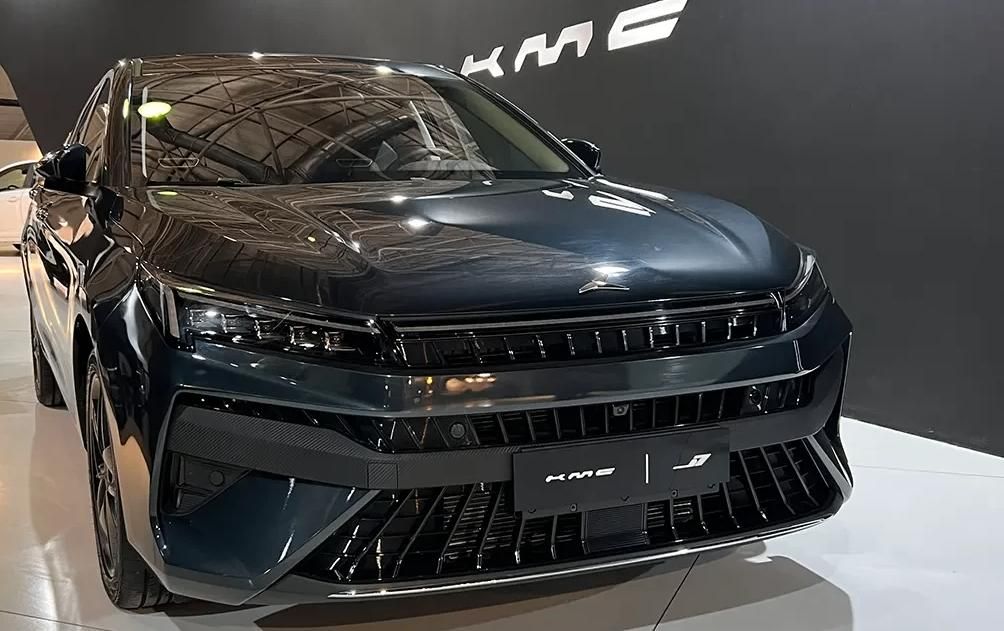 خودرو کی ام سی، J7 آگهی ann_19770412