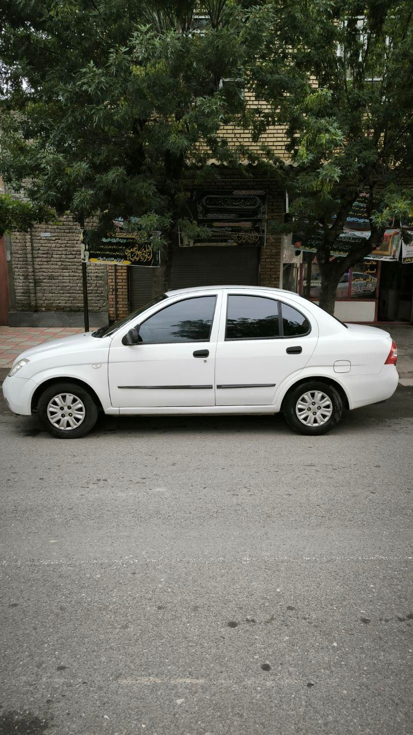 تیبا صندوق دار SX - 1400