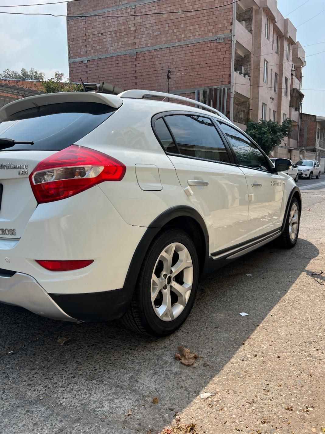 برلیانس C3 کراس اتوماتیک 1650 - 1397