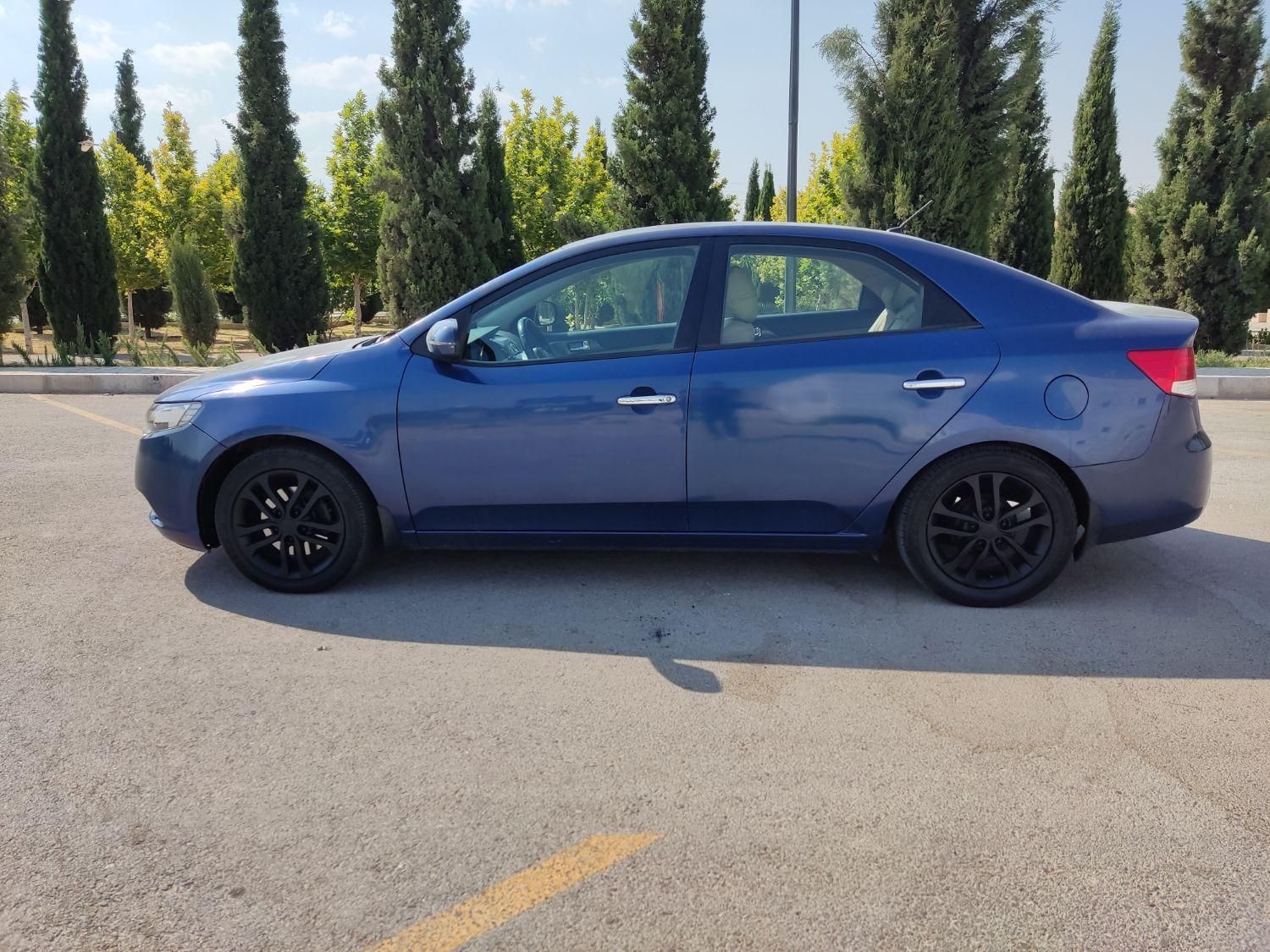 کیا سراتو 2.0 لیتر اتوماتیک GT لاین - 2016
