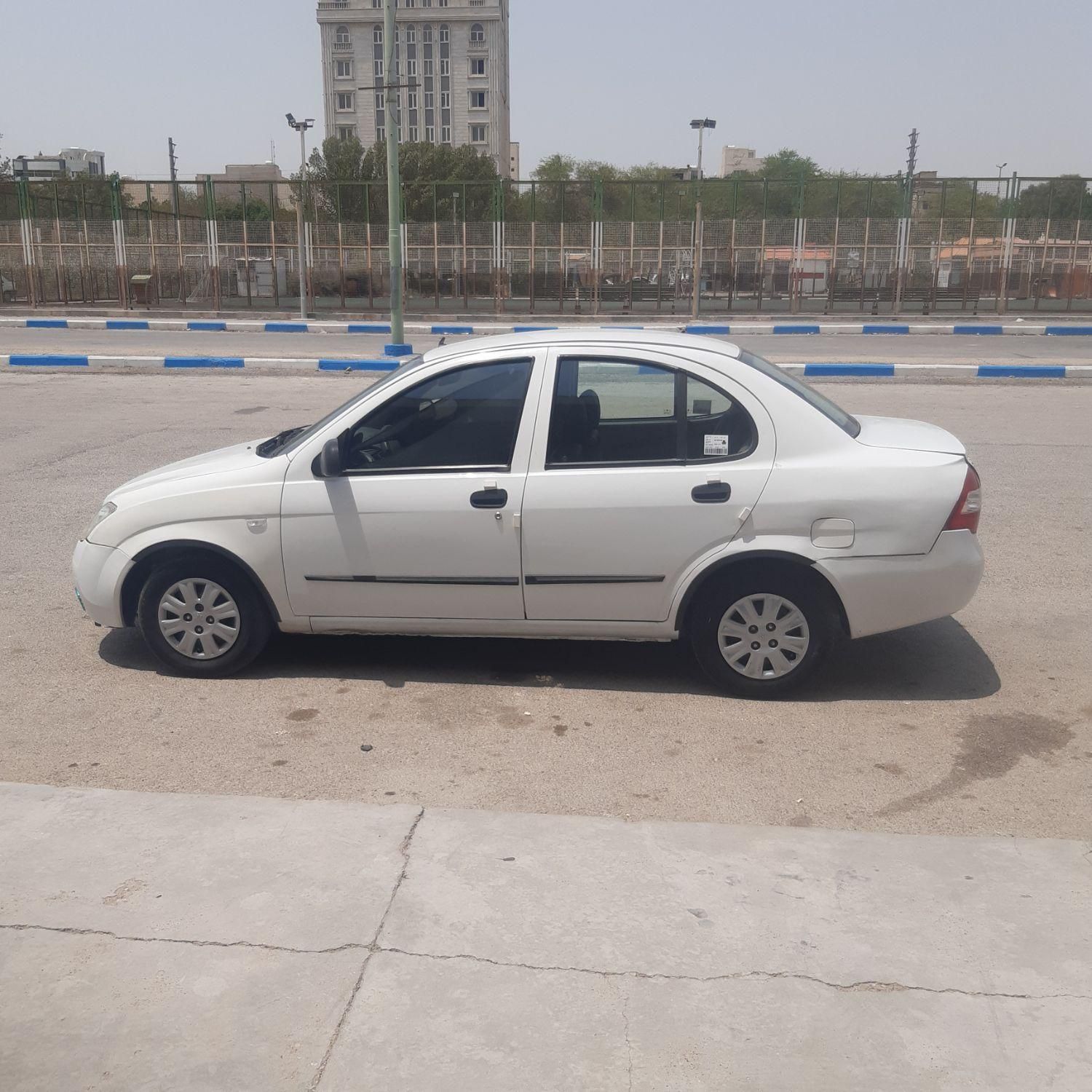 تیبا صندوق دار SX - 1398