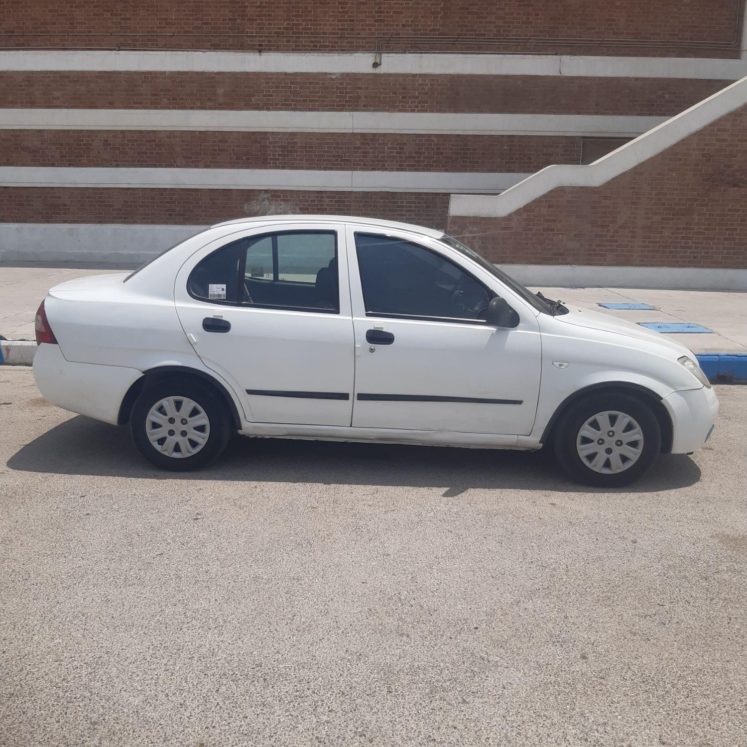 تیبا صندوق دار SX - 1398