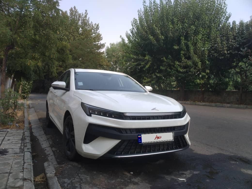 خودرو کی ام سی، J7 آگهی ann_19770829