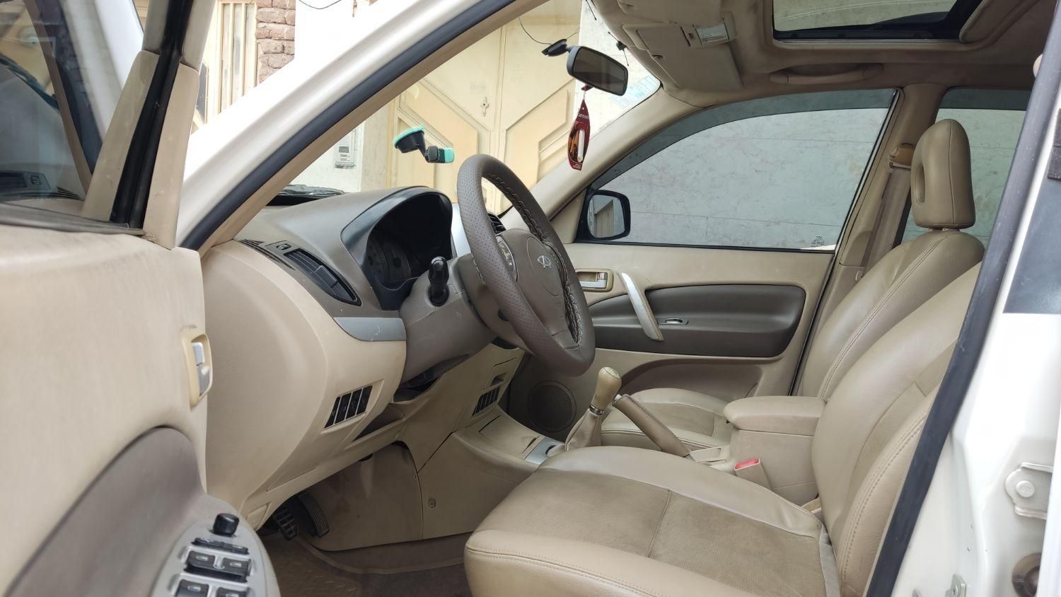 ام وی ام X33 دنده‌ای ساده - 1393