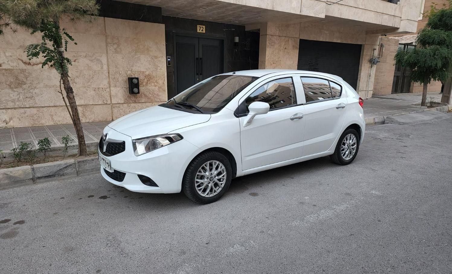 خودرو برلیانس، H220 آگهی ann_19771598