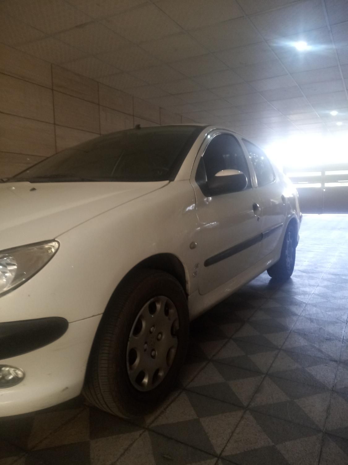 پژو ۲۰۶ صندوق دار v8 - 1397