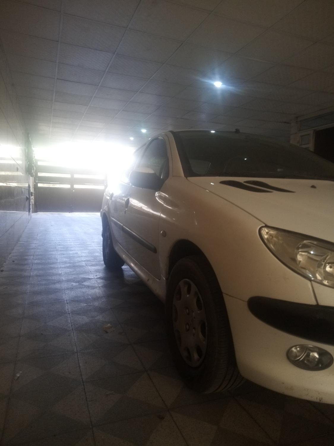 پژو ۲۰۶ صندوق دار v8 - 1397