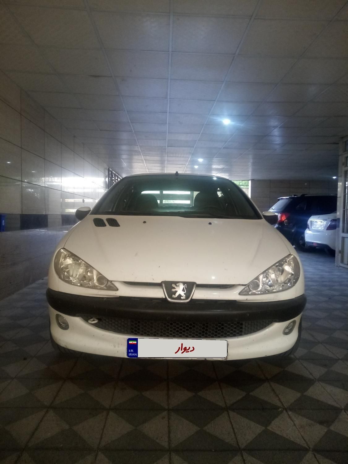 پژو ۲۰۶ صندوق دار v8 - 1397
