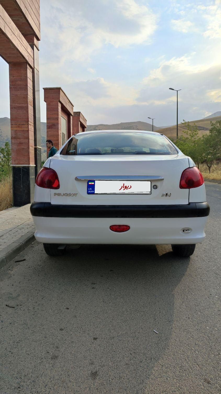 پژو 206 تیپ 3 - 1390