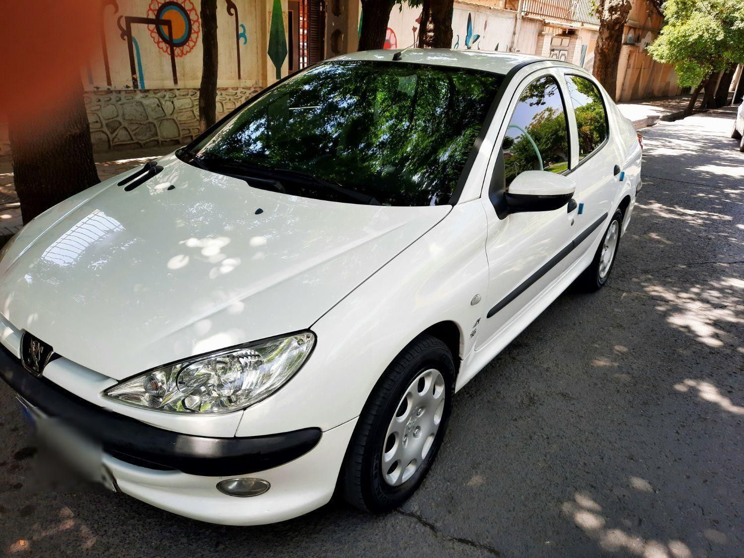 پژو ۲۰۶ صندوق دار v8 - 1395