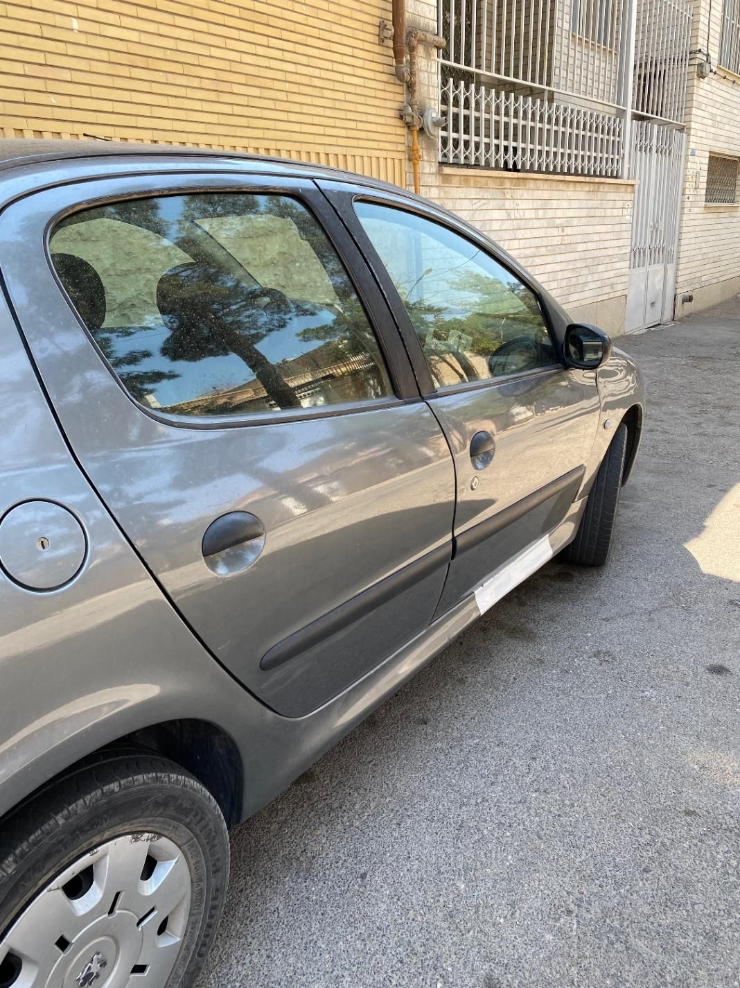 پژو ۲۰۶ صندوق دار v8 - 1386