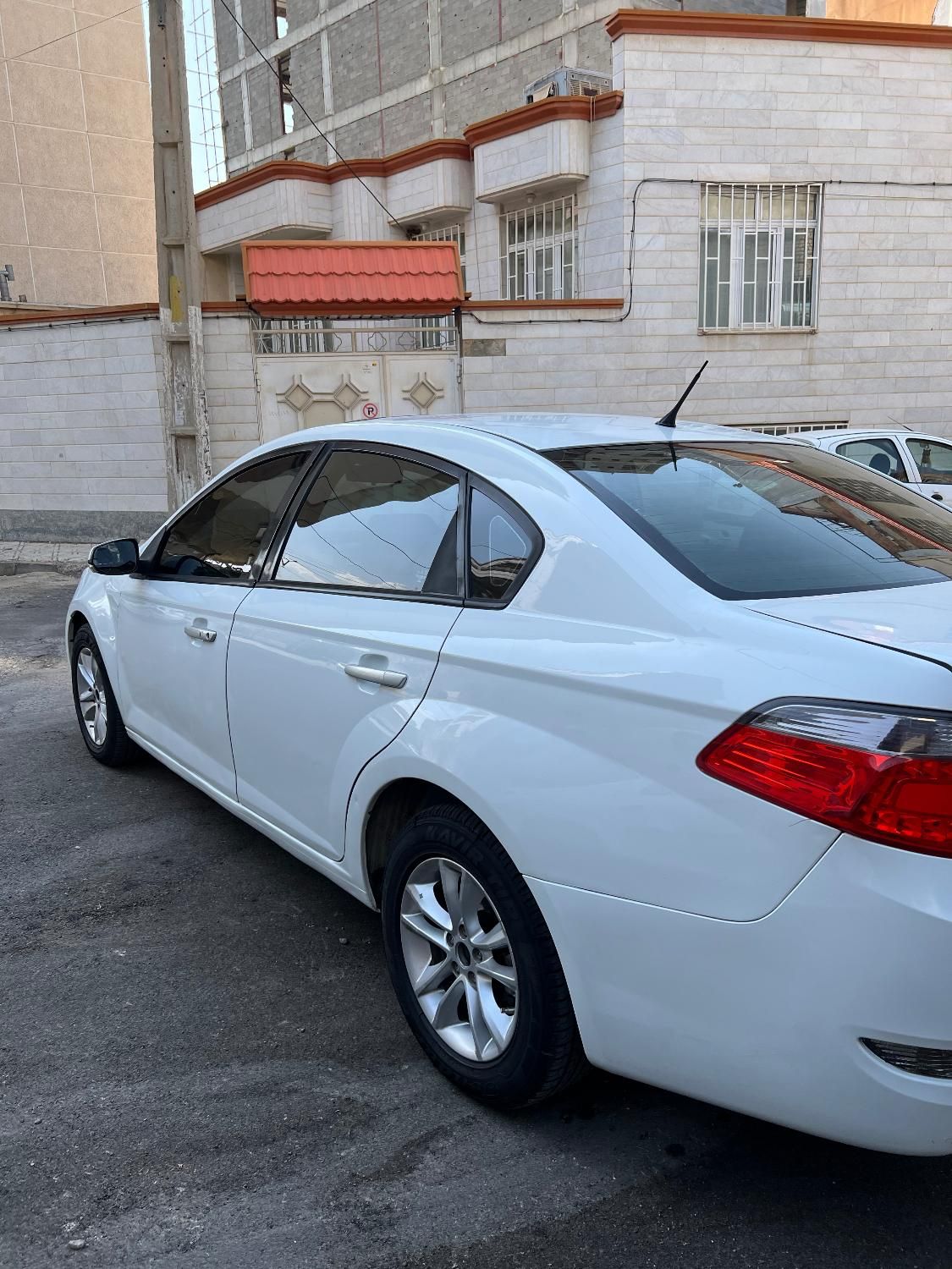 برلیانس H330 اتوماتیک 1500 - 1397