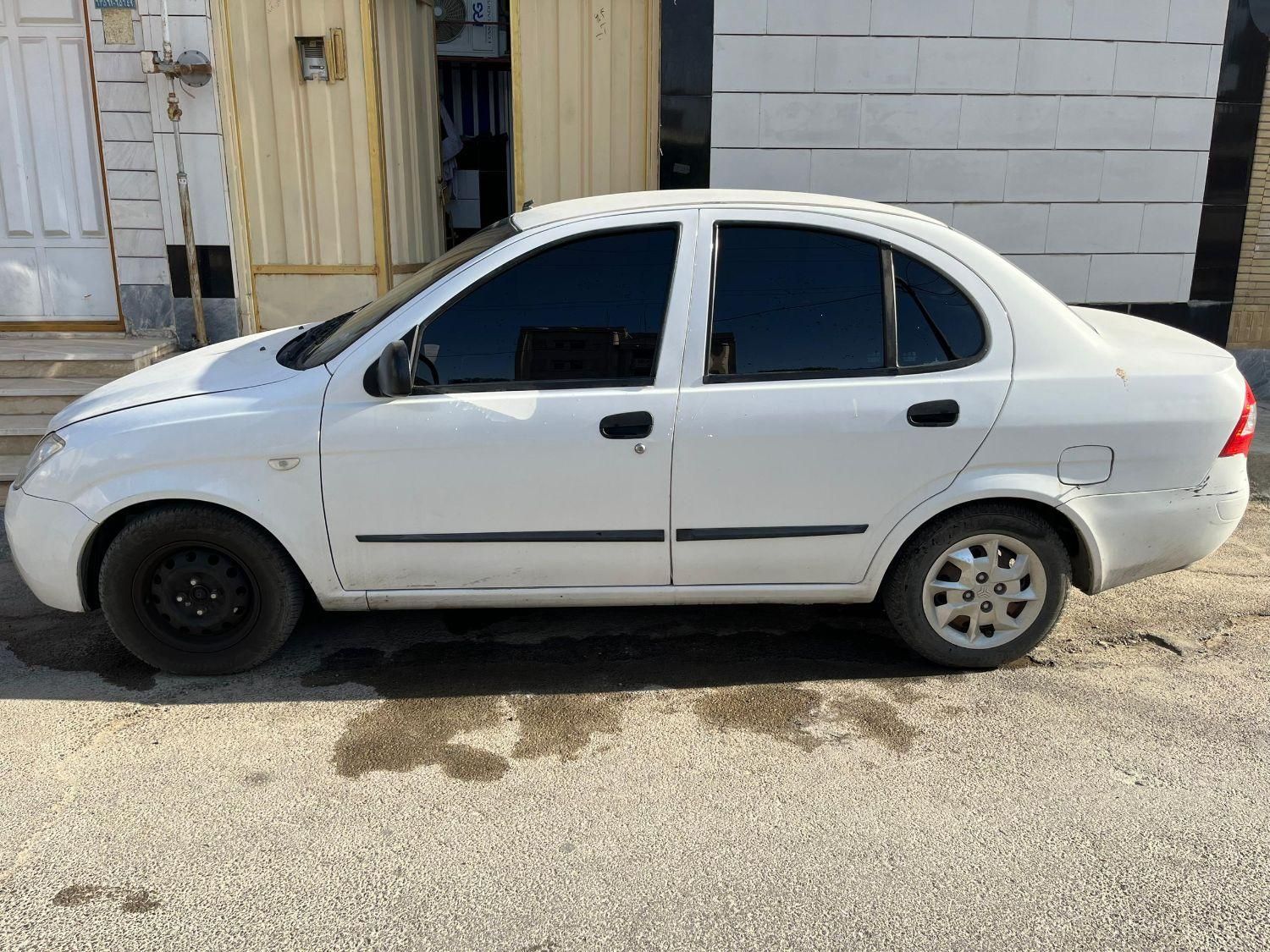 تیبا صندوق دار LX - 1392