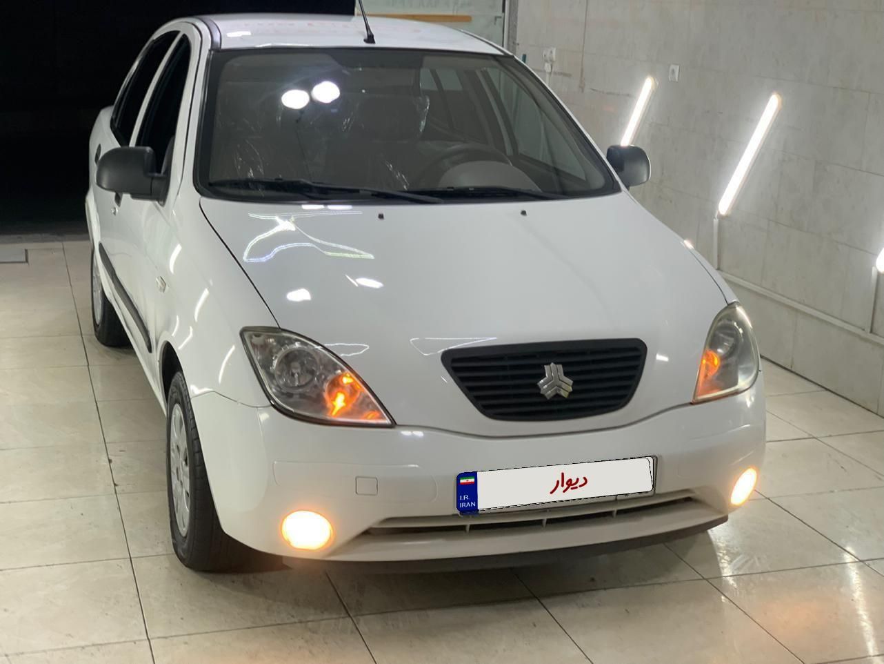 تیبا صندوق دار SX - 1393