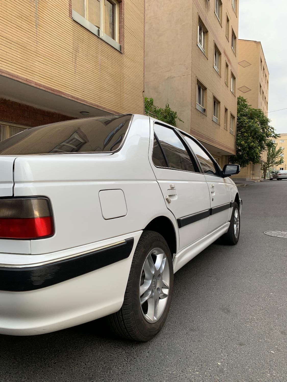پژو پارس ELX-XU7P سفارشی - 1402