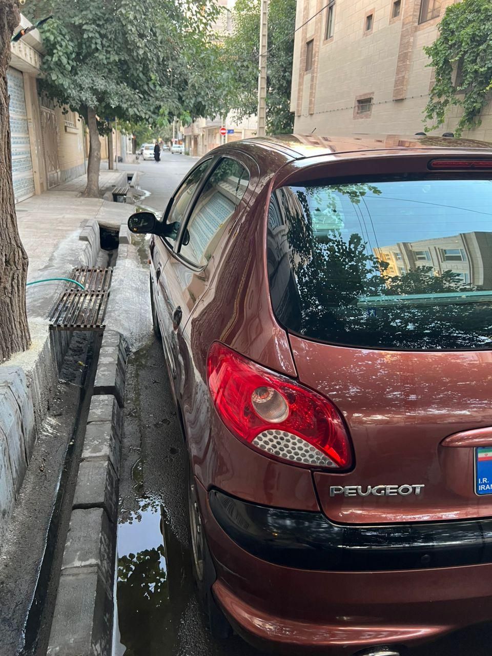 پژو 206 تیپ 3 - 1385