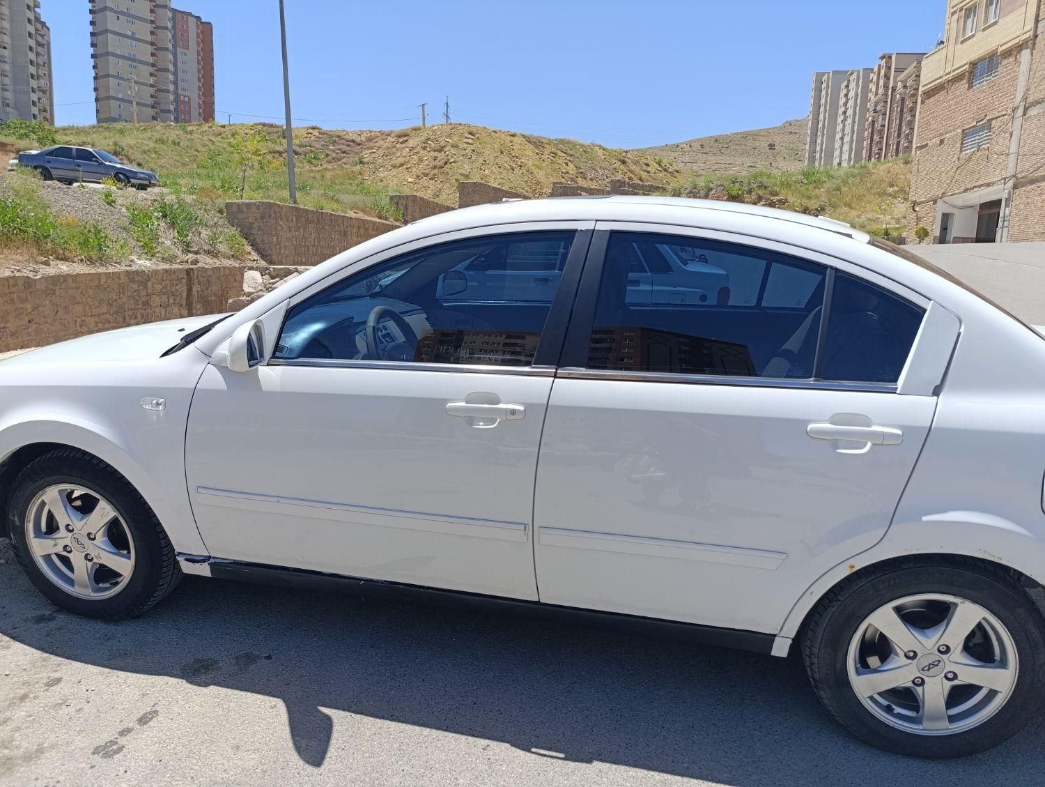 ام وی ام 530 دنده ای - 1391