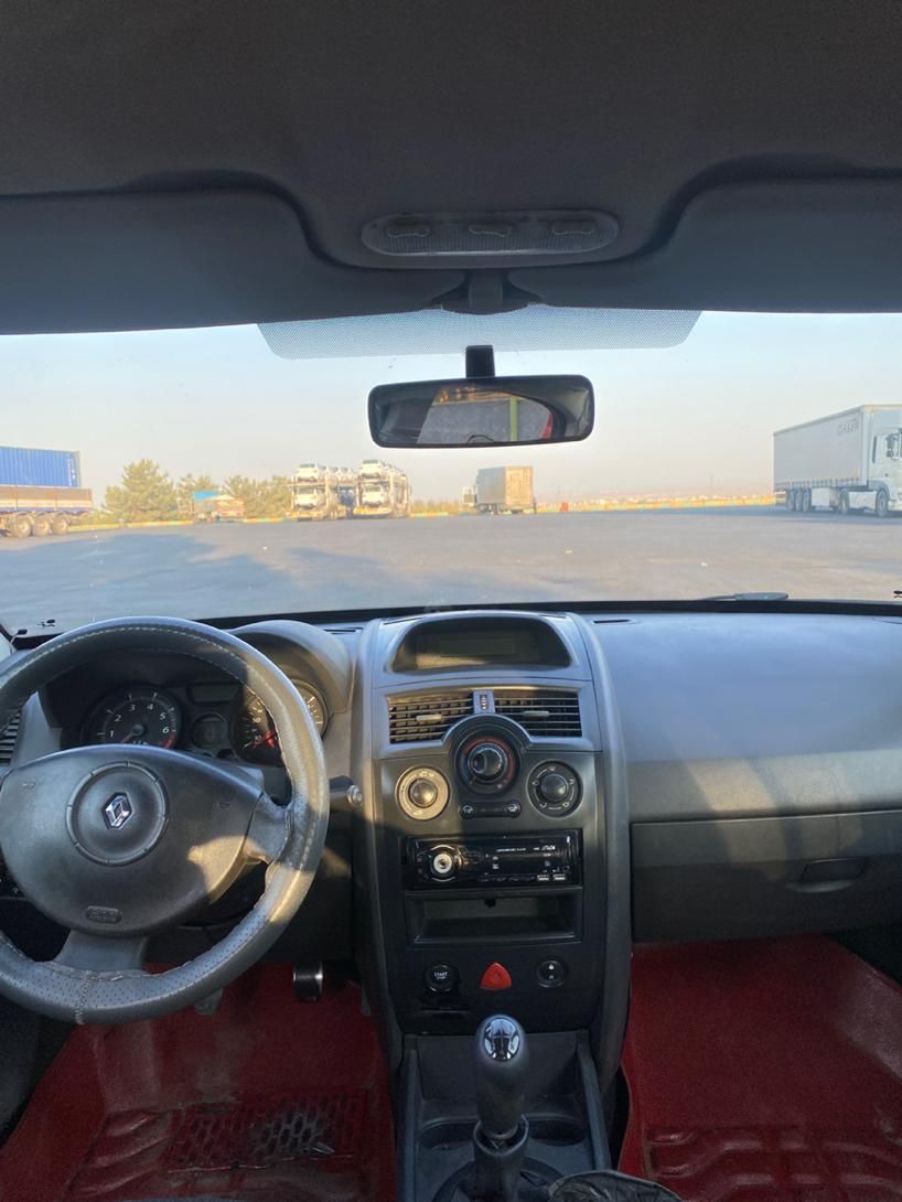 رنو مگان پارس خودرو 2000 - 1388